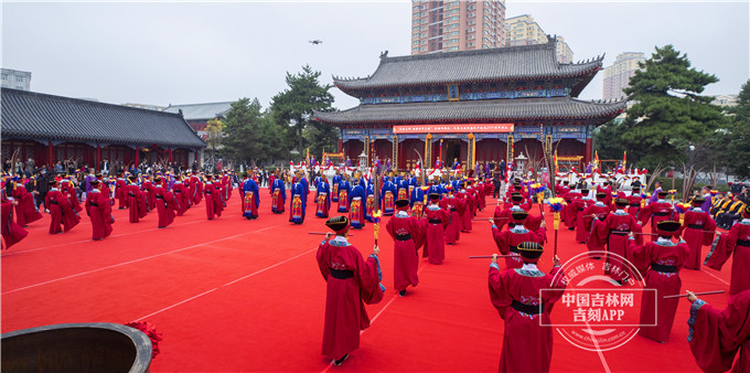哦哦哦哦哦哦哦哦哦哦哦哦哦哦哦                             共祭先师 传新时代文明 全球同祭孔——长春文庙举办纪念孔子诞辰2571周年典礼