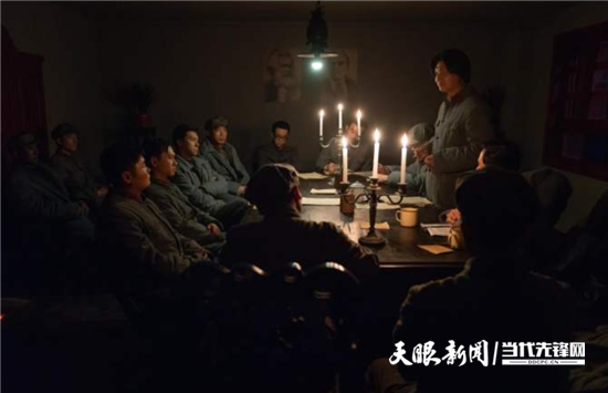 掌声响起来！《伟大的转折》斩获第32届电视剧飞天奖“优秀电视剧奖”！