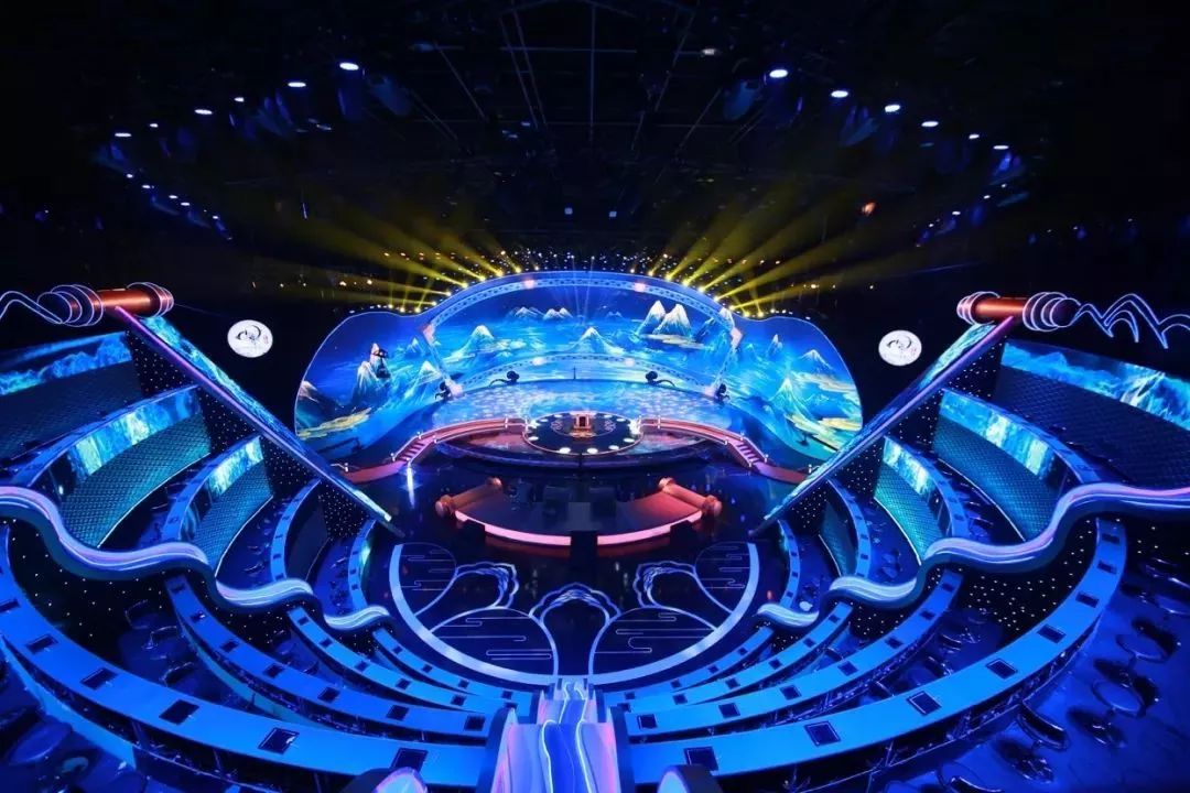 《中国诗词大会》第五季 梅开五福，新春亮相