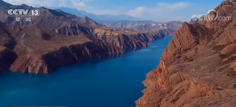 【假期出游】新疆：自驾游天山 佳节赏盛景