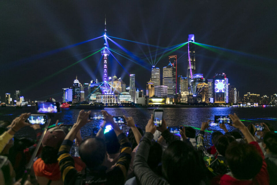 流动中国折射复苏新气象——透视“十一”黄金周