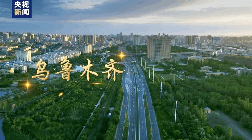 同唱《我的祖国》 “燃爆”这个国庆假期