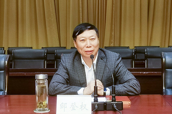 自贡富顺：全县上下共同努力 确保创文攻坚工作取得实效_fororder_2富顺县委书记邹登权讲话