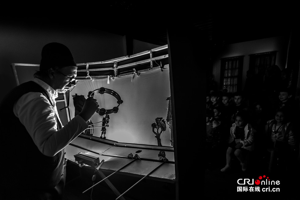 图片默认标题_fororder_00131-stage show-土耳其-Ramzan Cirakoglu_副本