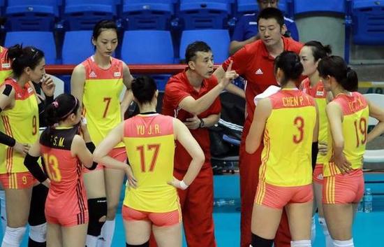 亚锦赛中国女排0-3完败日本 无缘决赛将争第三