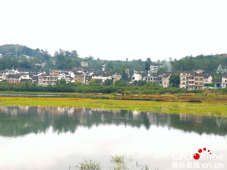 （推英文）贵州贞丰三岔河湿地：绿水青山伴乡村（组图）