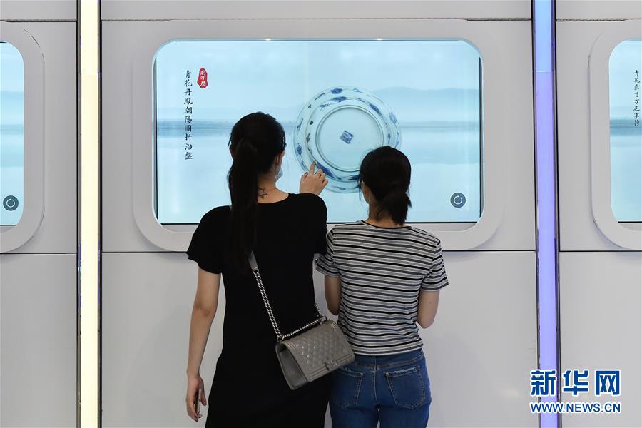 博物馆“进”机场——广州白云国际机场“海天走廊”启用展现丝路之美