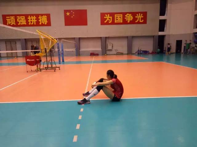 朱婷袁心玥集训备战大冠军杯 安家杰训练兼多职