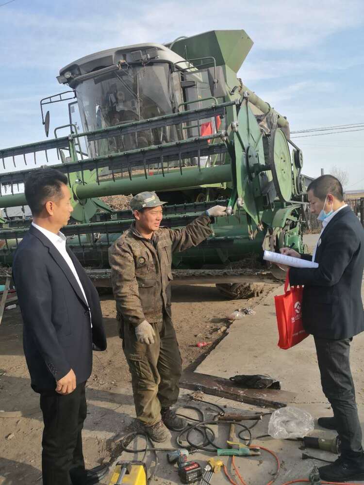 黑河农商银行开展“走千企、进万家”主题活动