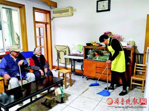 山东300处综合性社区养老服务中心八成已运营 儿女有了喘息时间