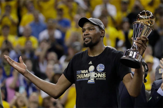 KD:厄文勒布朗不和在NBA很常见 相信他们能搞定