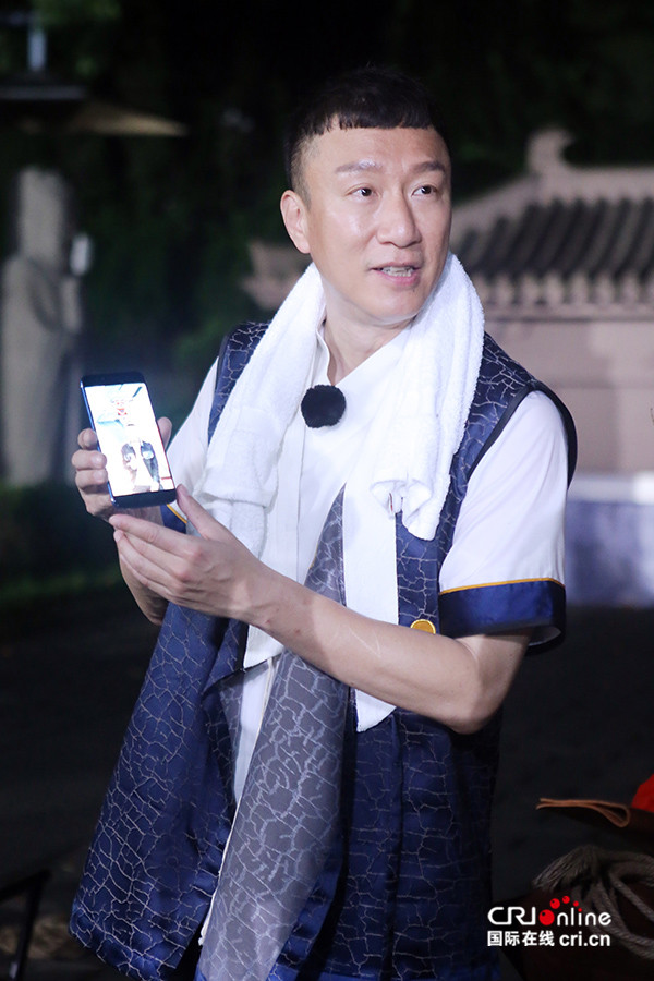 极限挑战_fororder_孙红雷与成员聊天