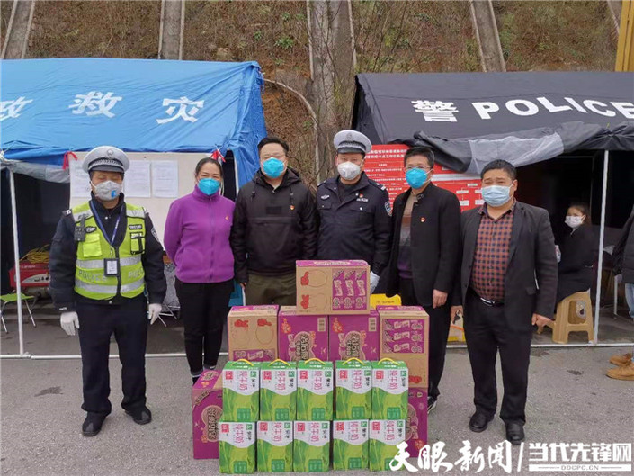 （市州）平塘：抗击疫情，他们在第一线