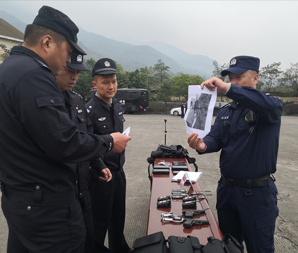 德阳公安举行2020年民警法律应用能力大比武