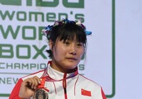 21岁小将汪丽娜世锦赛夺冠 加冕世界女拳王_fororder_XHRO-hmivixn9529793