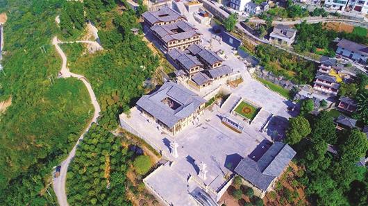 “两地两县”添新绿 和美兴山起宏图