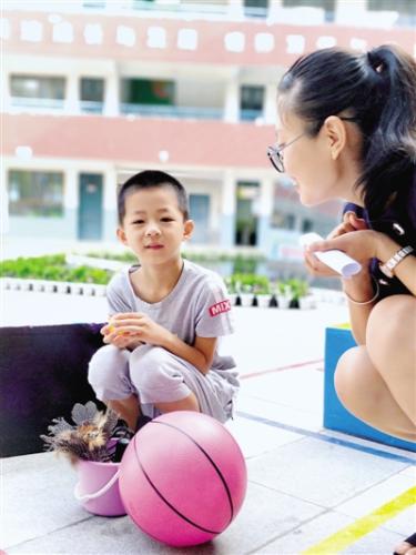 小学新生报名首日：原来小学也不可怕