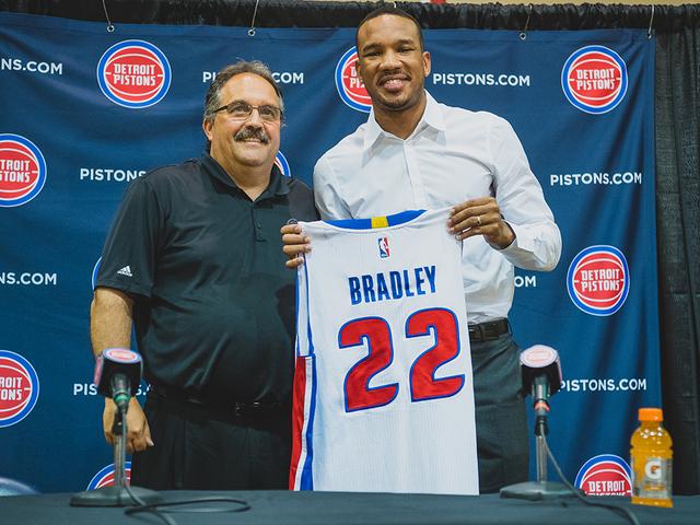 NBA官网评最佳单防球员：小卡首选贝弗利可信赖