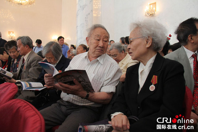俄驻华使馆举行招待会 庆祝卫国战争胜利70周年