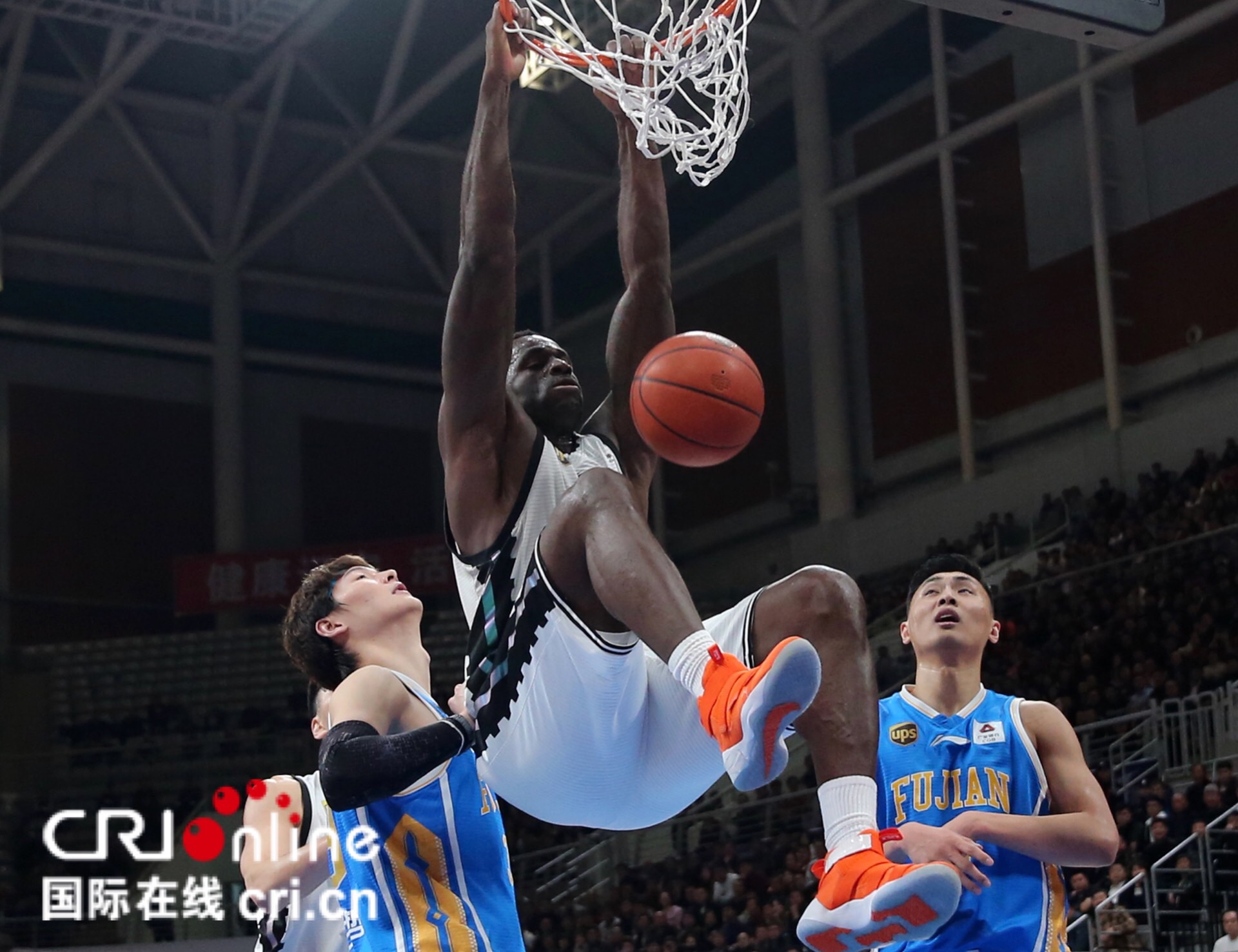 CBA：辽篮胜福建夺赛点