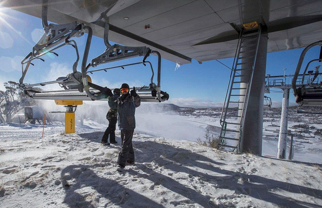 澳大利亚遭遇40年来最冷寒冬 积雪达30厘米