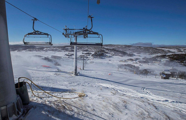 澳大利亚遭遇40年来最冷寒冬 积雪达30厘米