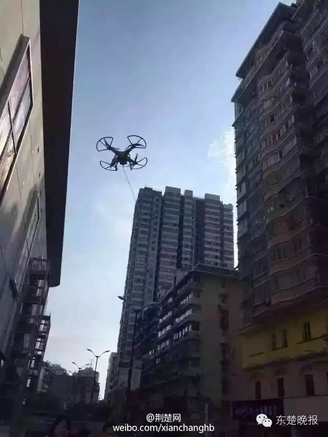 有钱人终成眷属 60后大叔求婚90后萝莉成功