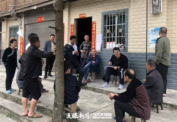 【我的扶贫故事】扶贫路：从“书生气”到接地气 | 从江县刚边乡三联村第一书记孙飞