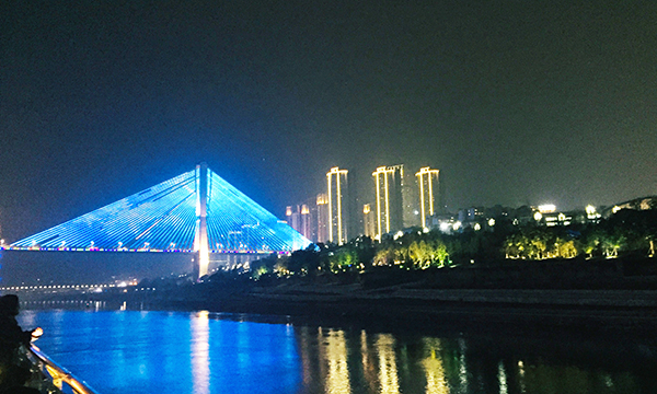 点亮宜宾夜经济 感受长江首城魅力