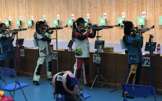"真趴不下去了" 准妈妈易思玲全运后暂别射击场