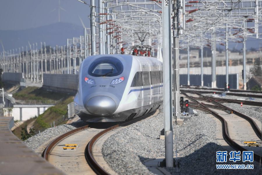 福平铁路开通运营 平潭海峡公铁大桥同步投用