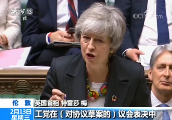 英首相向议会汇报“脱欧”进展 与工党领袖现场互怼
