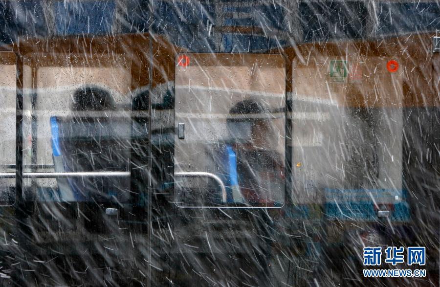 寒潮来袭 多地降雪