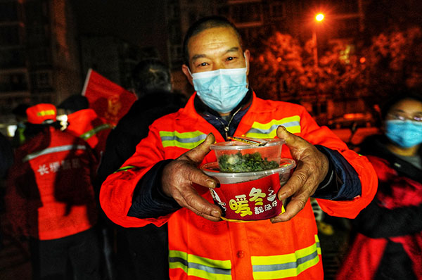 十二年坚守 成都双流区黄甲街道冬至“麻羊汤”暖人心