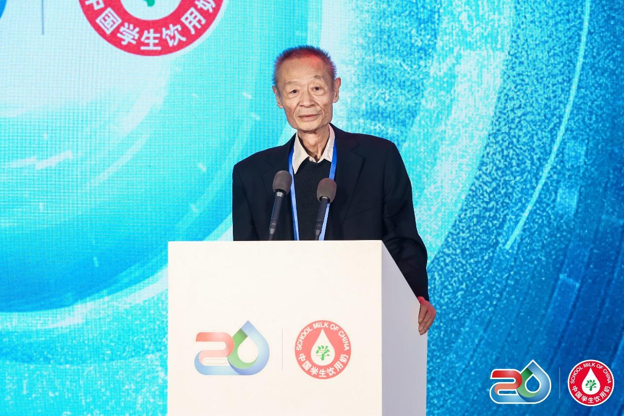 国家“学生饮用奶计划”实施20年暨现代奶业评价体系建设推进会在京召开