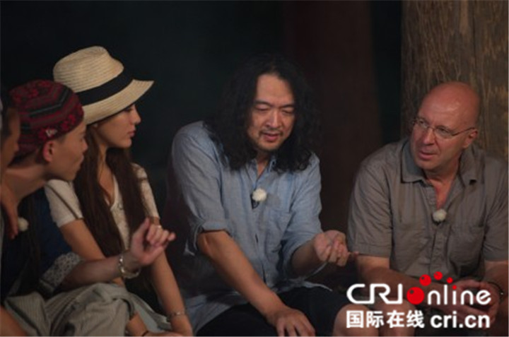 “我一直挂念着中国人民”——再访《黎明的编钟声》作者、比利时音乐家尚·马龙_fororder_6
