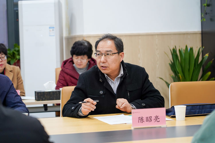 西安经开区第一届中小学（幼儿园）一级教师职称评审活动在经开八小成功举行
