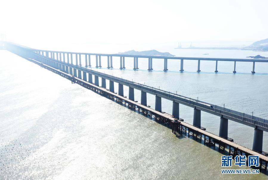 福平铁路开通运营 平潭海峡公铁大桥同步投用