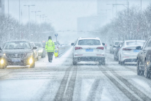漫长的等待，你终于来了！盛京大美雪景 像极了爱情……