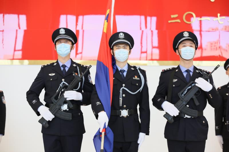 山西太原市公安局举行中国人民警察节庆祝活动宣誓仪式