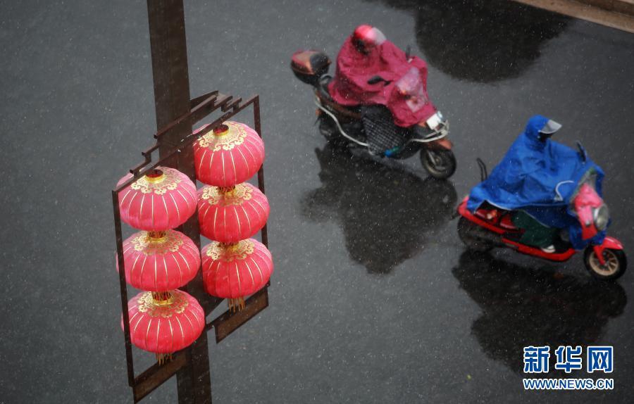 寒潮来袭 多地降雪
