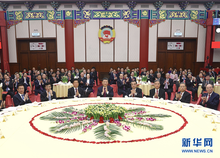 全国政协举行新年茶话会 习近平发表重要讲话_fororder_5