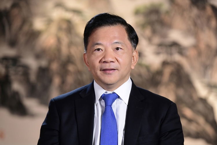中国中央广播电视总台台长向海外受众祝贺新年_fororder_1609313542176