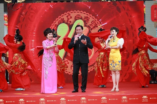 图片默认标题_fororder_来自粤港澳三地的粤剧名家唱响《粤韵三地情》（陈志强 摄）