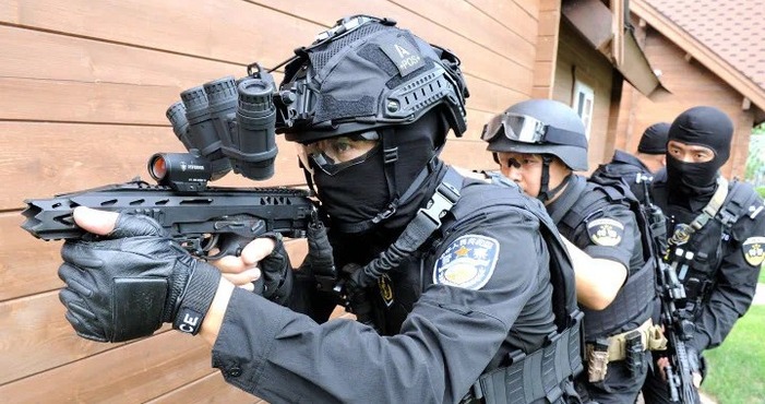鞍山公安局特警突击队大队长刘崇：警队“神枪手”_fororder_微信图片_20210111202254