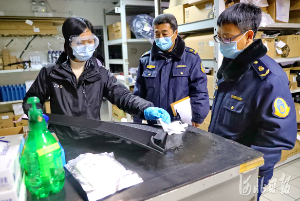 河北秦皇岛：排查进口物品 加强疫情防控