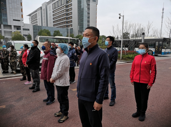 吉林省支援武汉前线35名同志火线入党