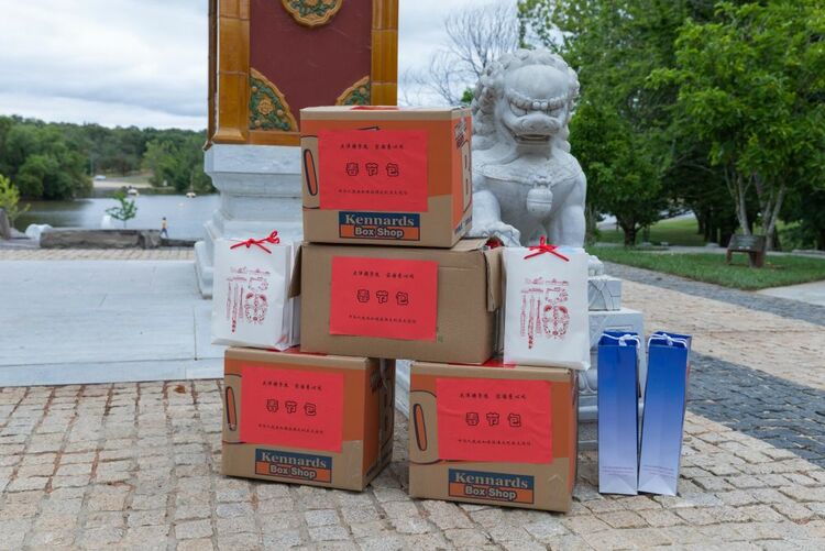 亲人，请查收来自祖国的“春节包”