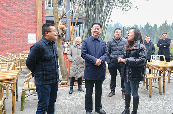 自贡大安：学习借鉴其他城市经验 助推全区高质量发展_fororder_1调研现场