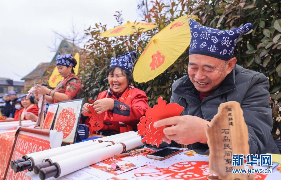 山东荣成：传统民俗迎新年